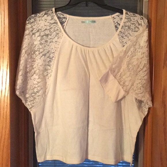 Maurices Tops - Maurices Dolman Tee with Lace Sleeves